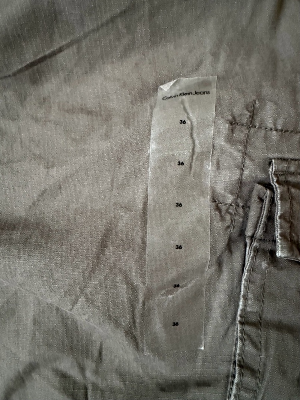 NWT Calvin Klein Jeans Cargo Shorts with Belt - Picture 9 of 10